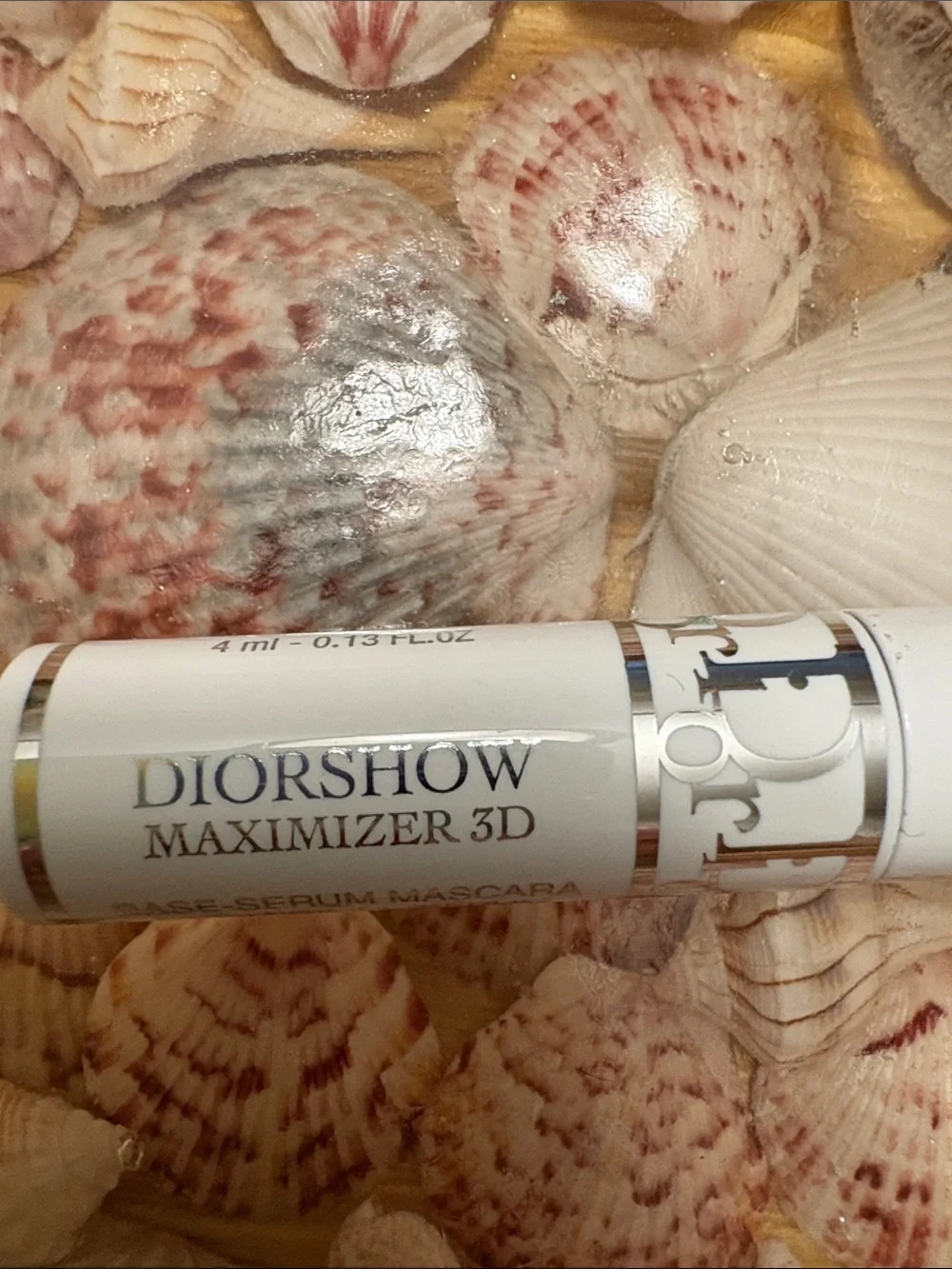 Dior Diorshow Maximizer 3D Lash Primer – White with Gold Accents